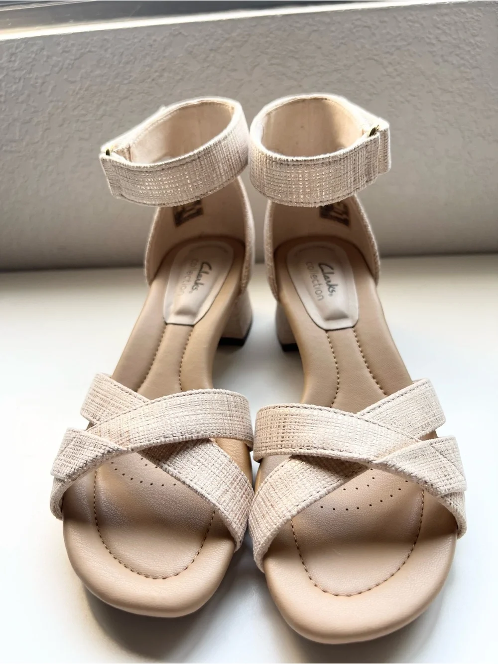Clarks Cream Crisscross Ankle-Strap Sandals 6